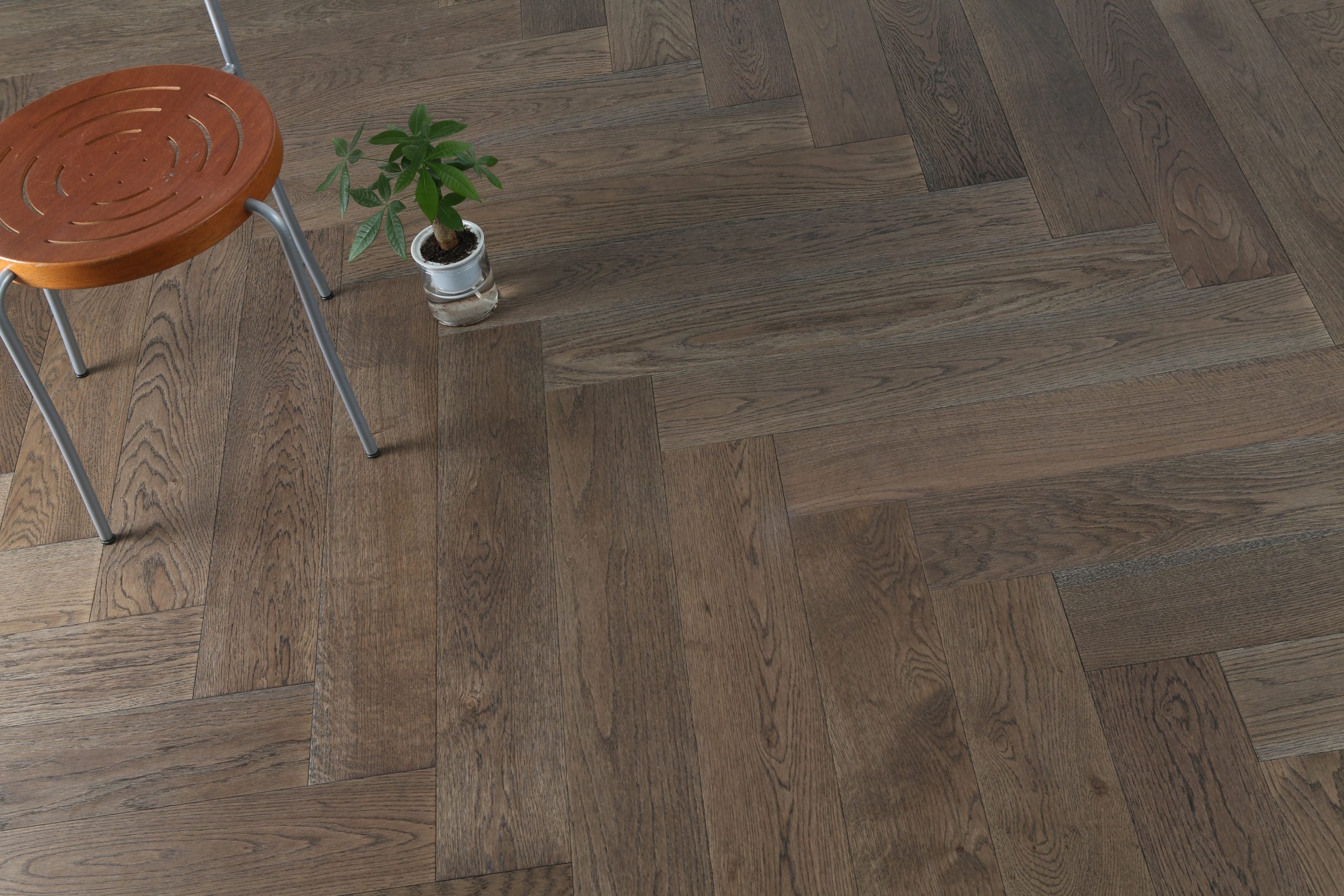 Mink – European Oak Parquetry Herringbone