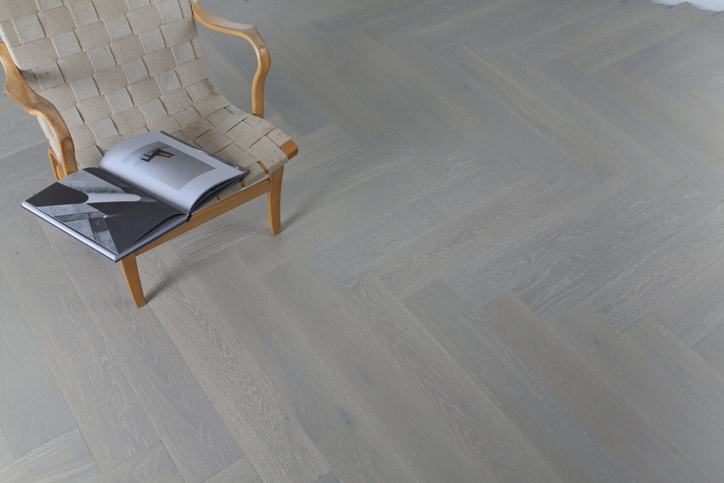Reef Grey – European Oak Parquetry Herringbone