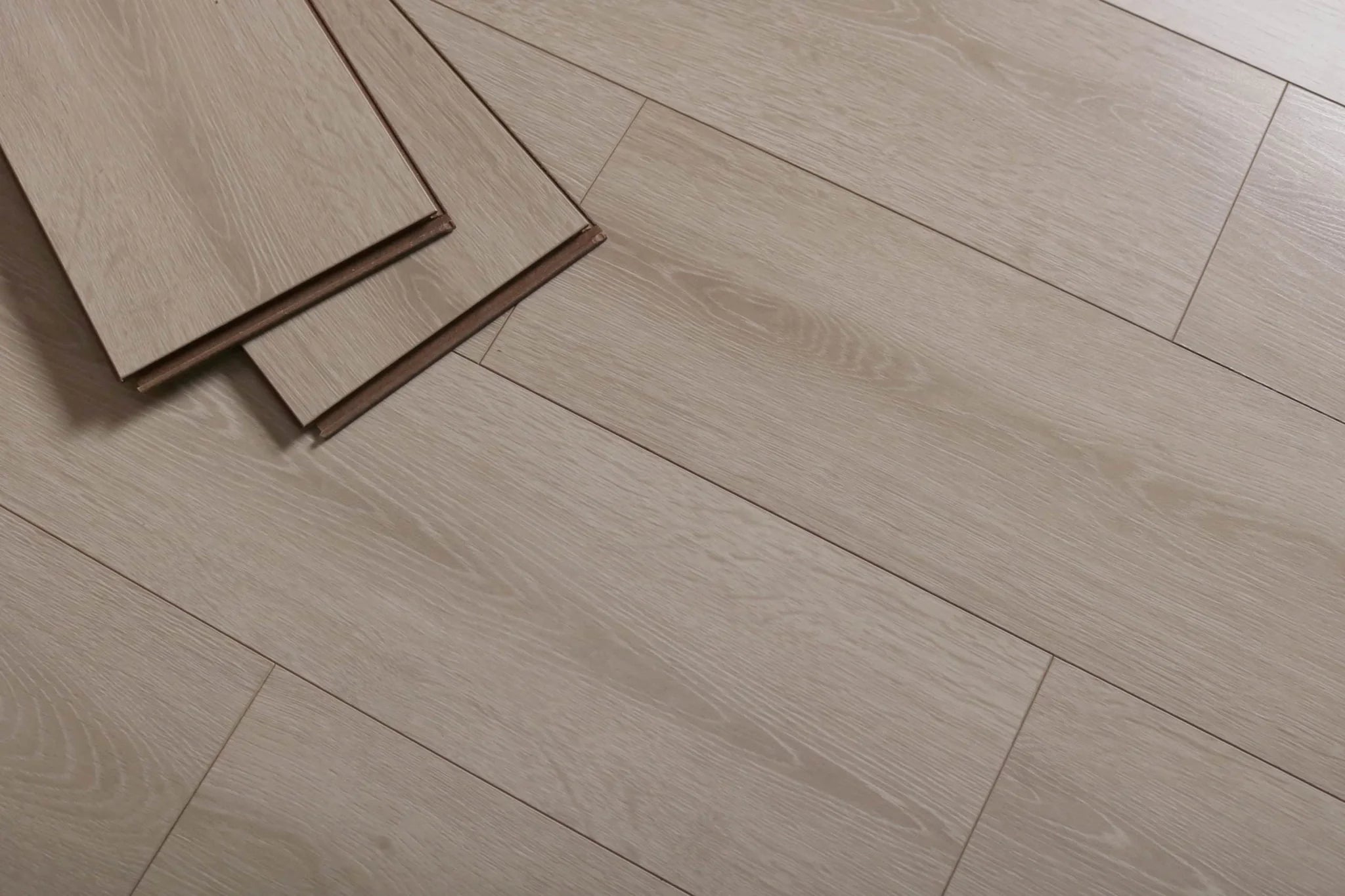 C 03 – PLATINUM GREY CLASSIC HYBRID FLOORING - BOSTON Classic Hybrid Flooring Collection — Light Oak Finish, Water-Resistant & AC5 Surface Rating