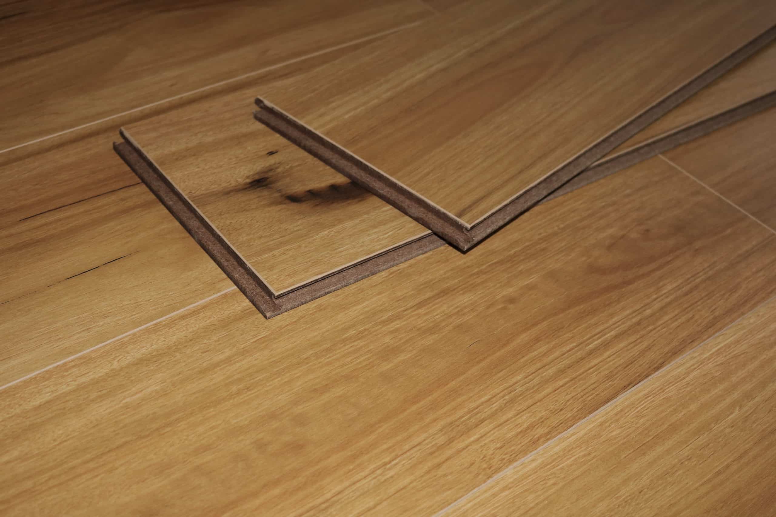C 15 BLACKBUTT CLASSIC HYBRID FLOORING - BOSTON Classic Hybrid Flooring Collection — Golden Oak Finish, Water-Resistant & AC5 Surface Strength
