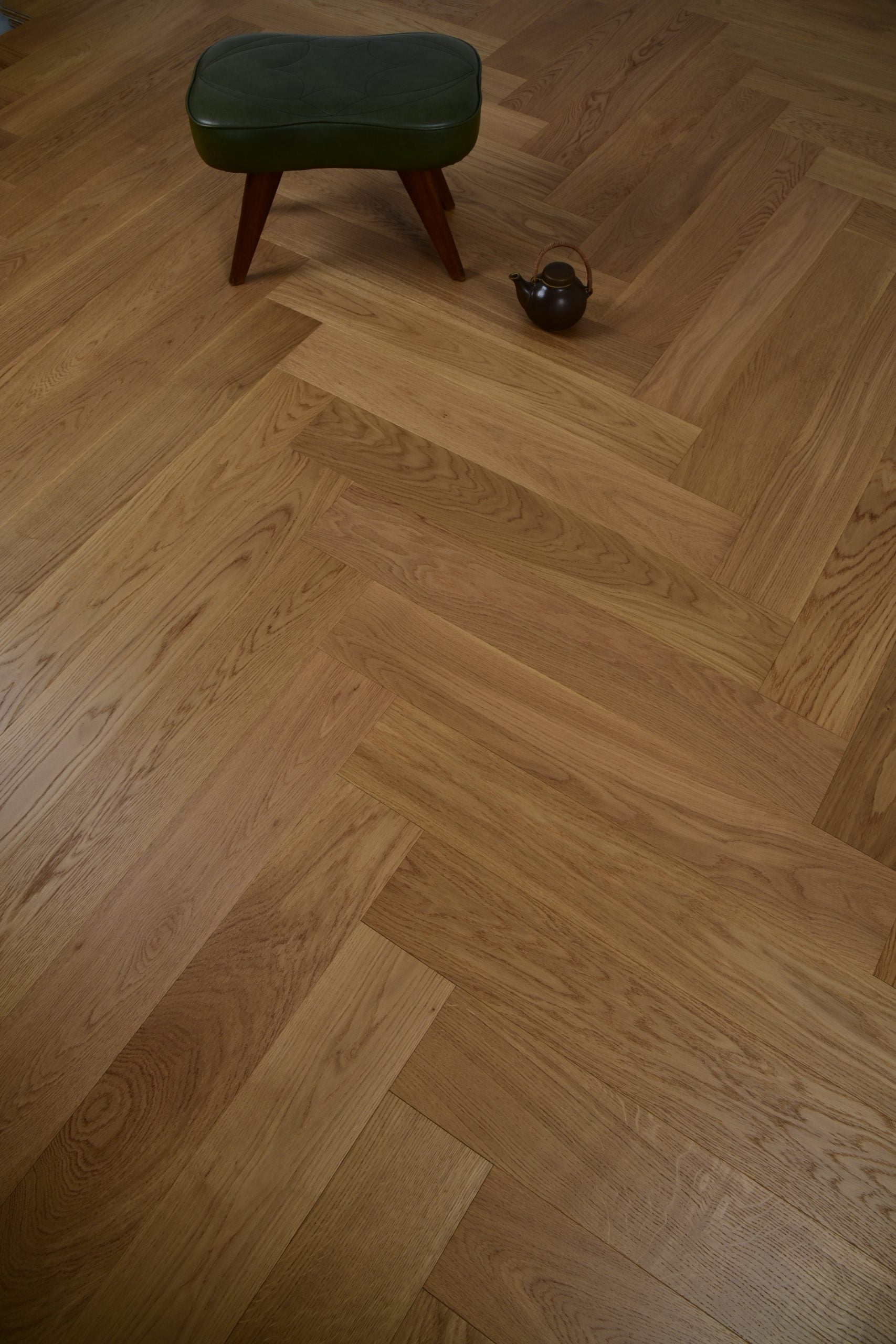 Smoked Natural – European Oak Parquetry Herringbone