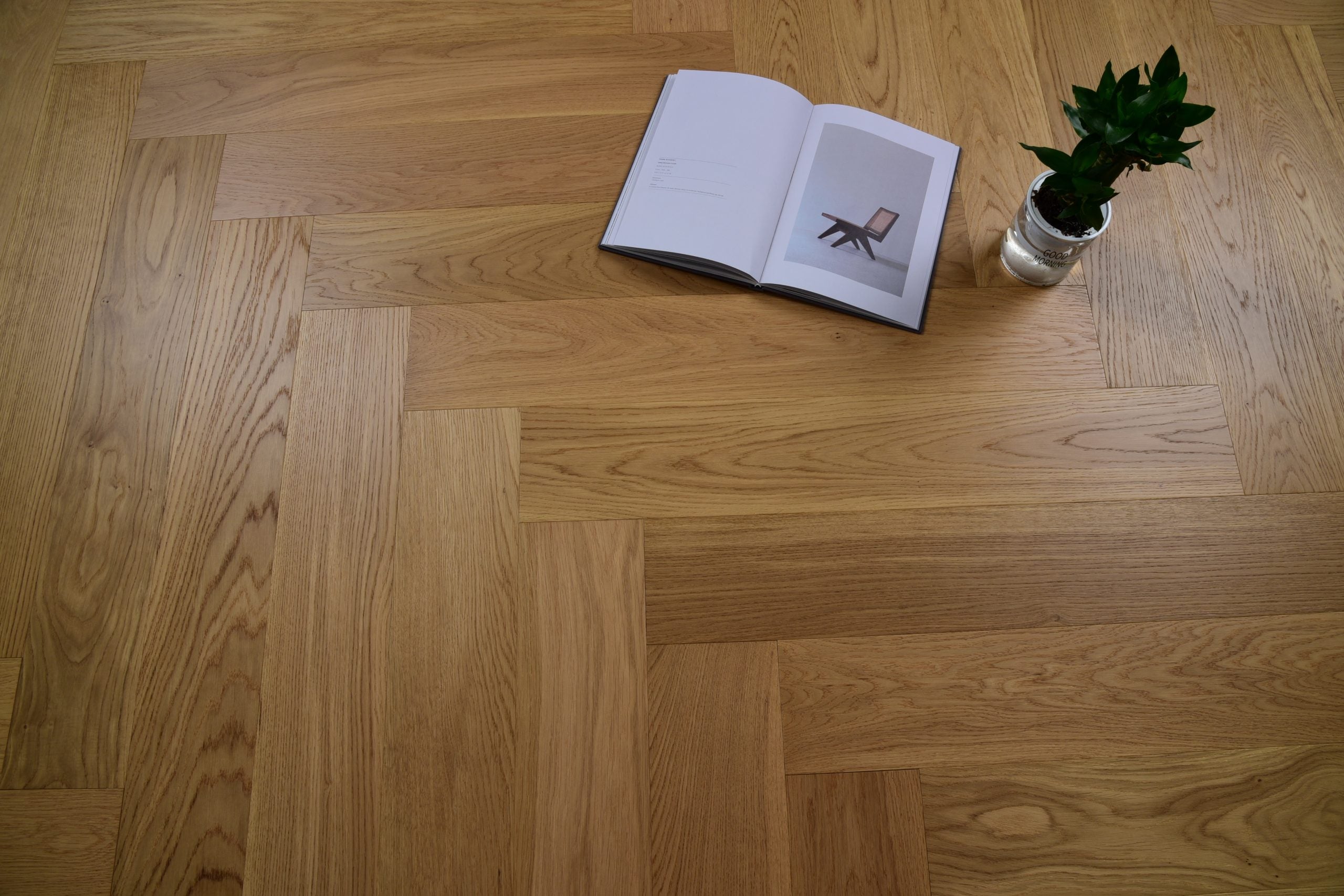 Smoked Natural – European Oak Parquetry Herringbone