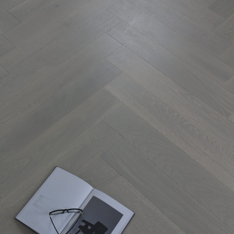 Reef Grey – European Oak Parquetry Herringbone
