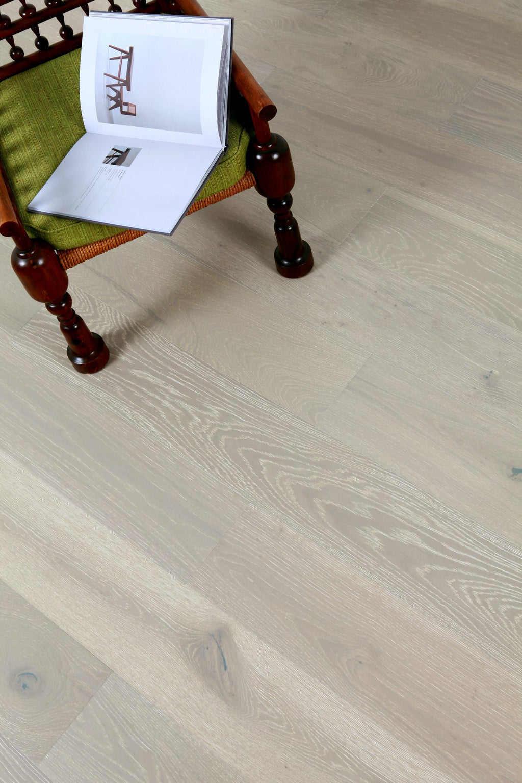 Landon Wash – Engineered European Oak Flooring